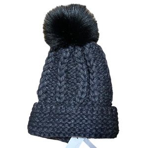 AQUA‎ Bloomingdales Women's Charcoal Black Pom Pom Beanie Chunky Knit Alpaca NWT